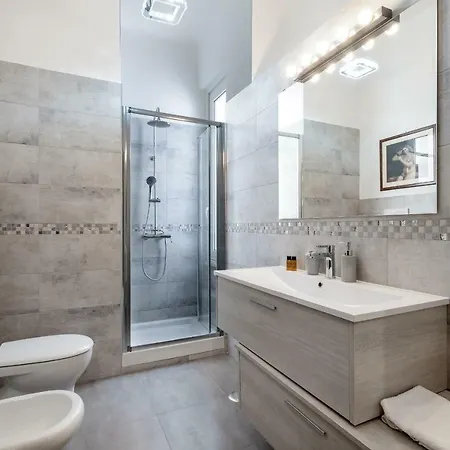 Classic Decor Flat 15min From Piazza Del Popolo Apartment Rom