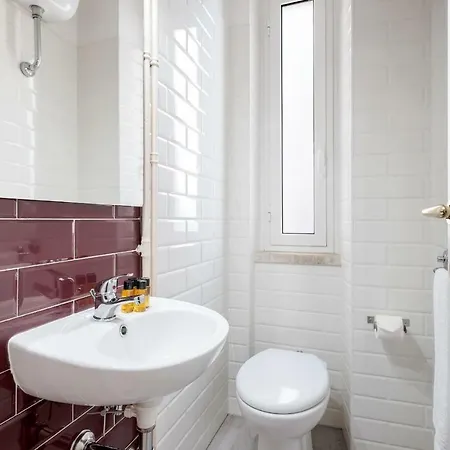 Apartment Classic Decor Flat 15min From Piazza Del Popolo